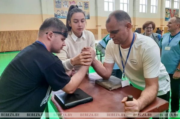 В Березовском районе прошла областная спартакиада среди людей с инвалидностью по зрению