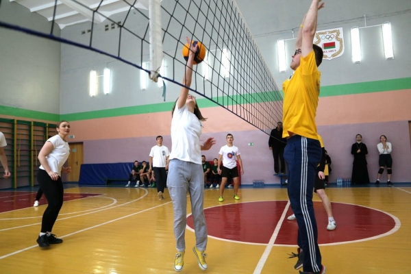 Состоялся 7-й волейбольный турнир среди молодежных православных братств Брестской епархии