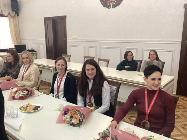 В брестском горисполкоме чествовали женскую волейбольную команду &laquo;Прибужье&raquo;