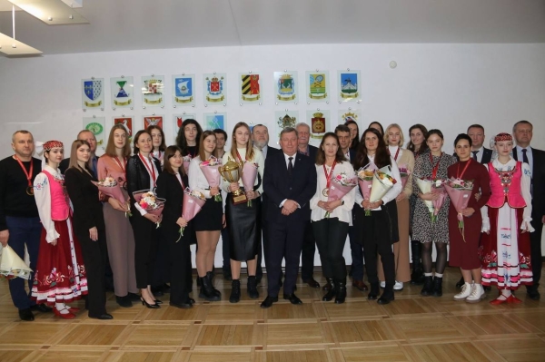 В брестском горисполкоме чествовали женскую волейбольную команду &laquo;Прибужье&raquo;