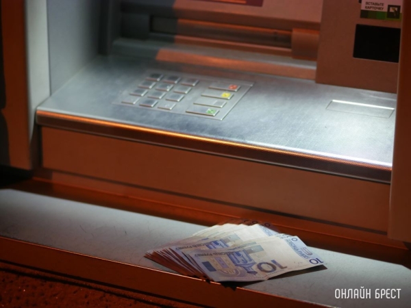 Какой была минимальная зарплата белорусов в декабре