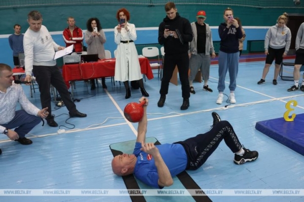 Белорусский силач Вячеслав Хоронеко установил новый мировой рекорд