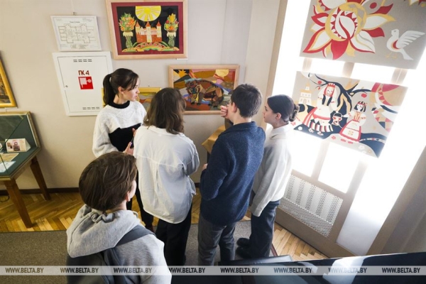 Выставка «Песні зямлі маёй» открылась в Бресте