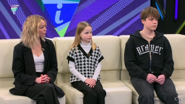 Стоит ли заводить ребёнку банковскую карту?