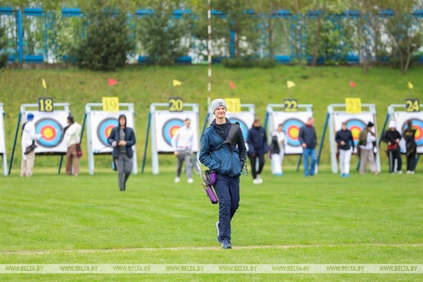 Сильнейшие лучники страны открыли сезон в Бресте