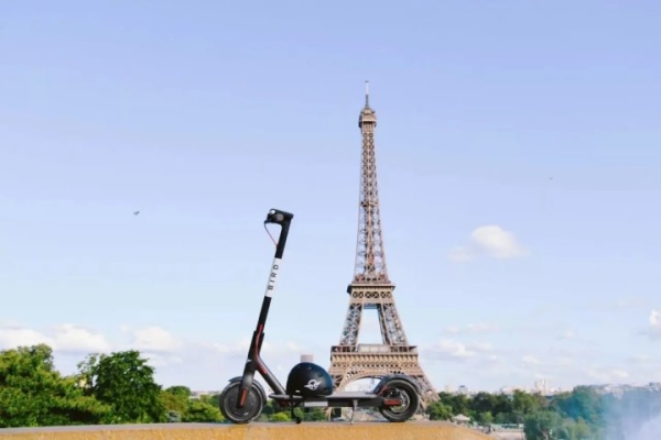 Париж станет первым в Европе городом без электросамокататов Париж станет первым в Европе городом без электросамокататов