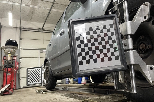 Белорус открыл в Варшаве сразу 2 автосервиса. Как у него теперь дела?